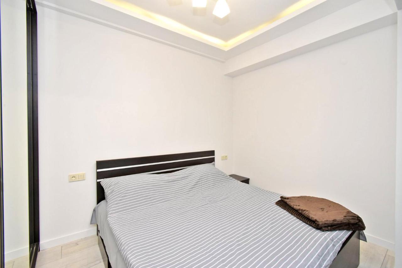 Apart House In Centr Koghbaci Strit Jerevan Buitenkant foto